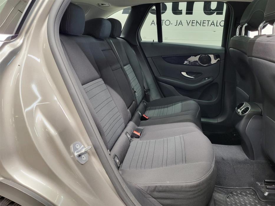 MERCEDES-BENZ GLC 2019