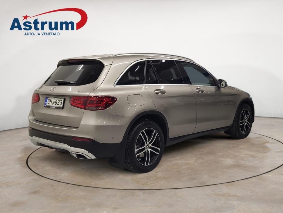 MERCEDES-BENZ GLC 2019