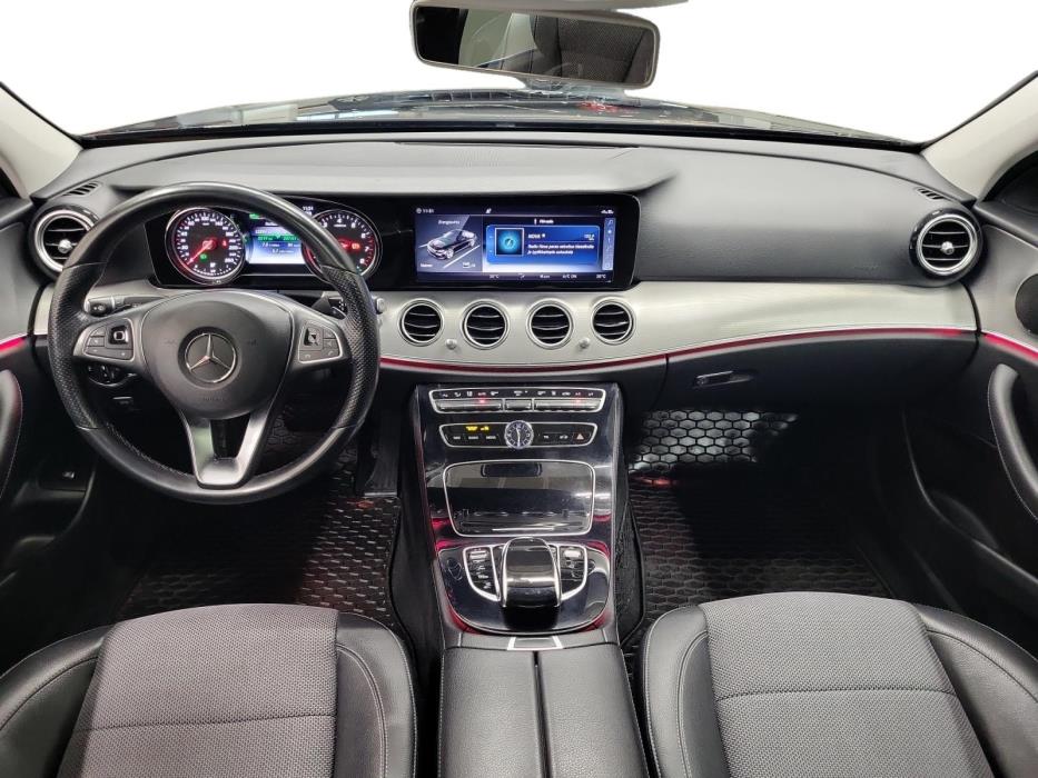 MERCEDES-BENZ E 2018
