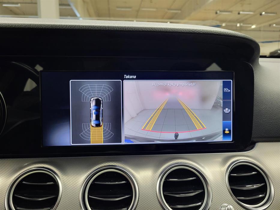 MERCEDES-BENZ E 2018