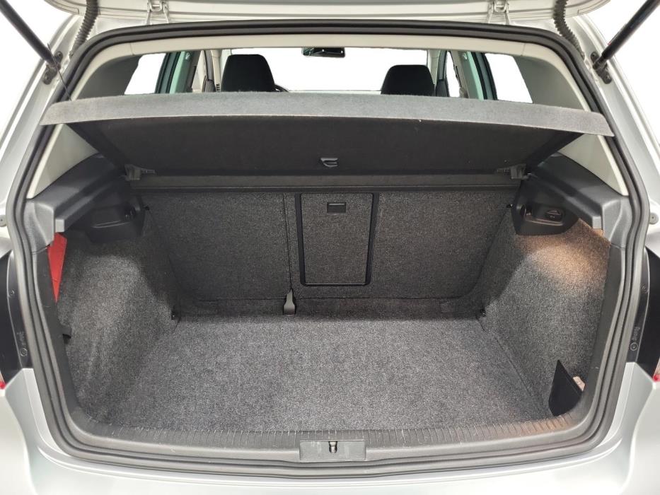 VOLKSWAGEN GOLF 2011