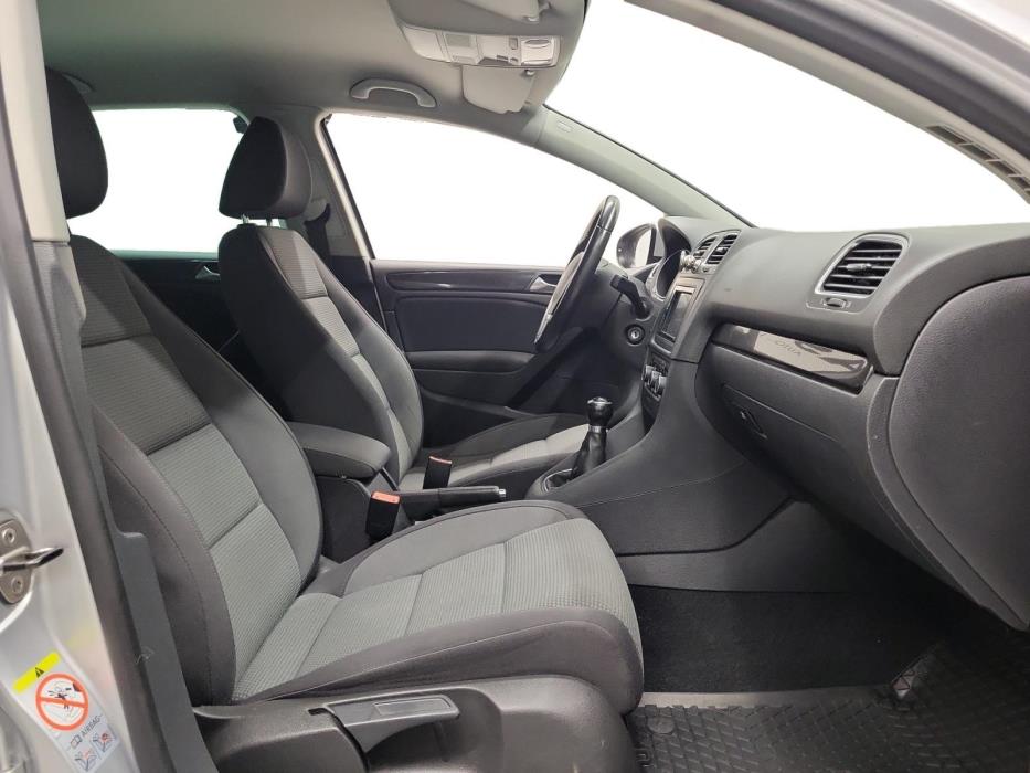 VOLKSWAGEN GOLF 2011