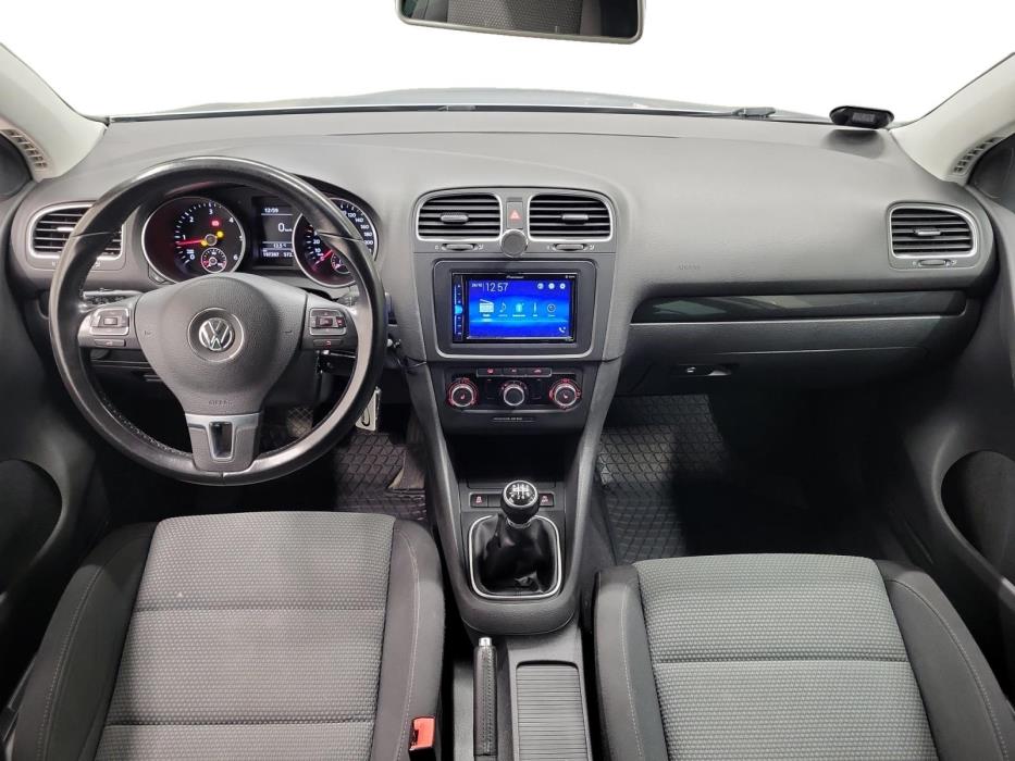 VOLKSWAGEN GOLF 2011