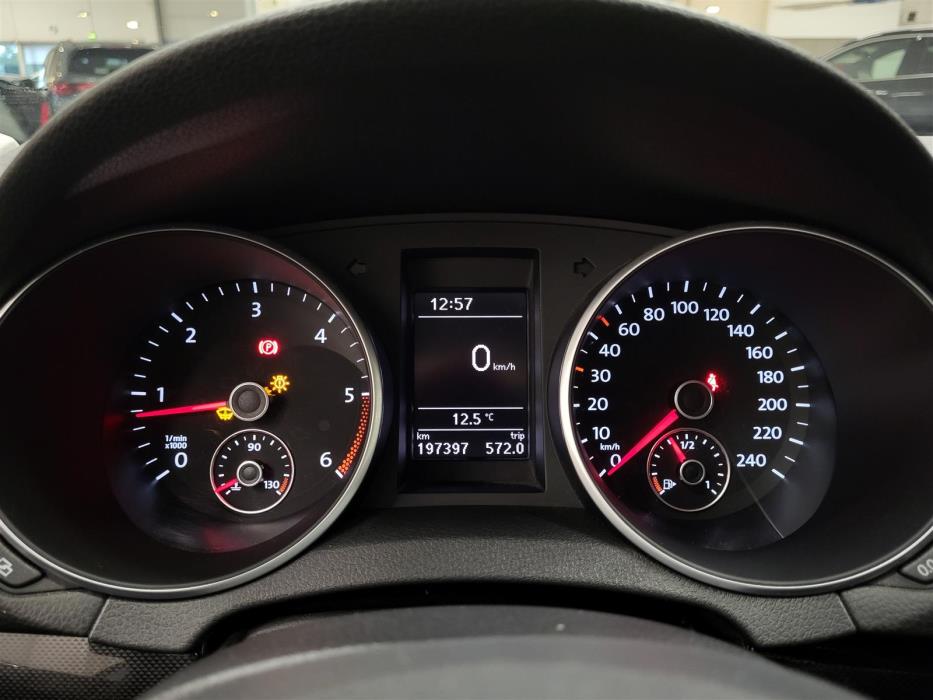 VOLKSWAGEN GOLF 2011