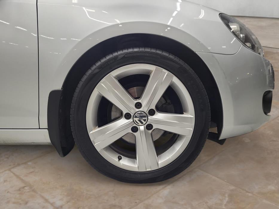 VOLKSWAGEN GOLF 2011
