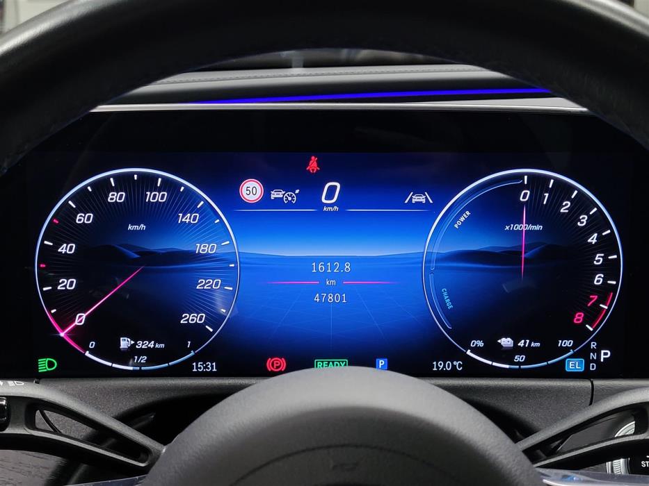 MERCEDES-BENZ E 2024