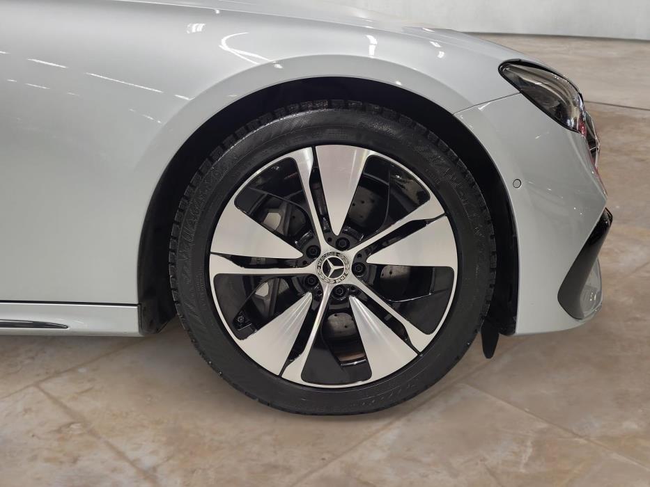 MERCEDES-BENZ E 2024