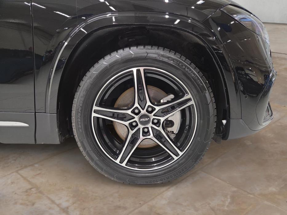 MERCEDES-BENZ EQA 2024