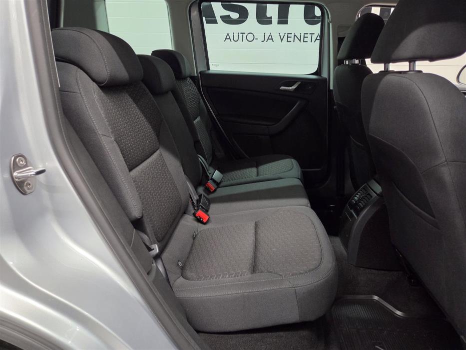 SKODA Yeti 2014