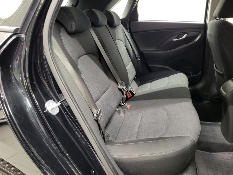 HYUNDAI i30 Hatchback 2023