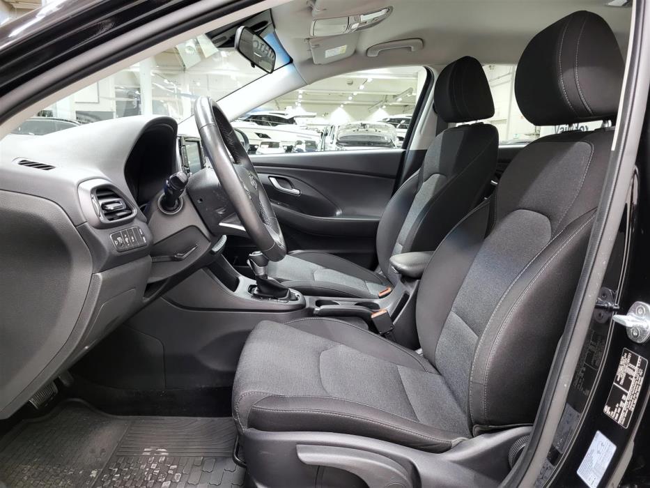 HYUNDAI i30 Hatchback 2023