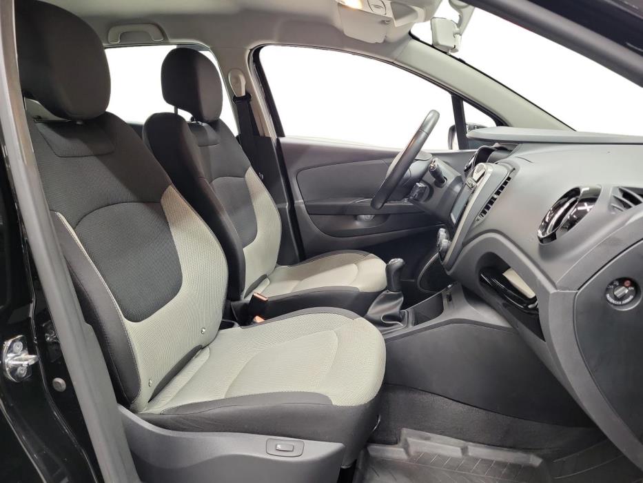 RENAULT Captur 2016