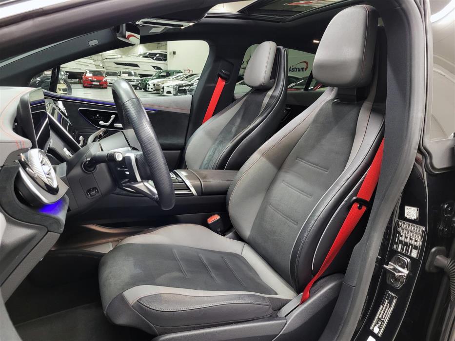 MERCEDES-BENZ EQE 2024