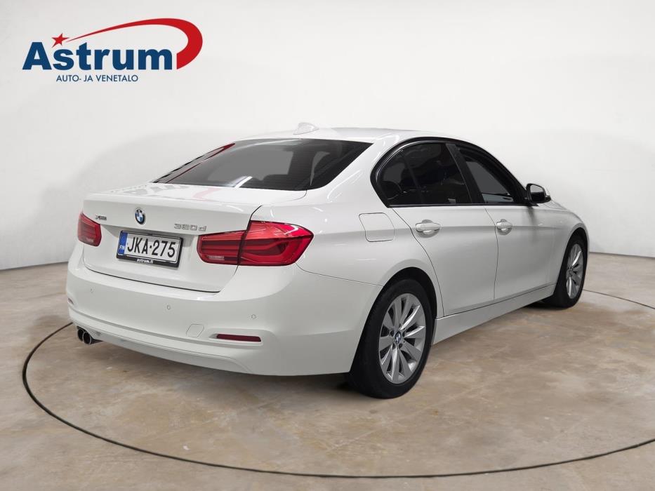 BMW 320 2016