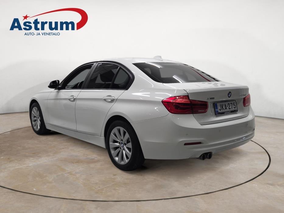 BMW 320 2016