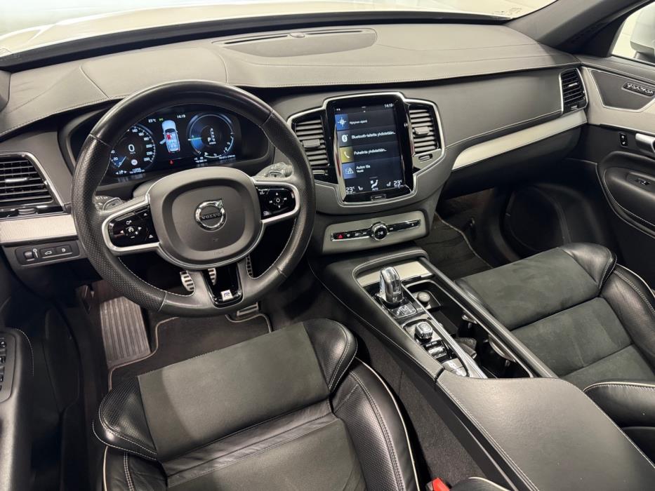 VOLVO XC90 2019