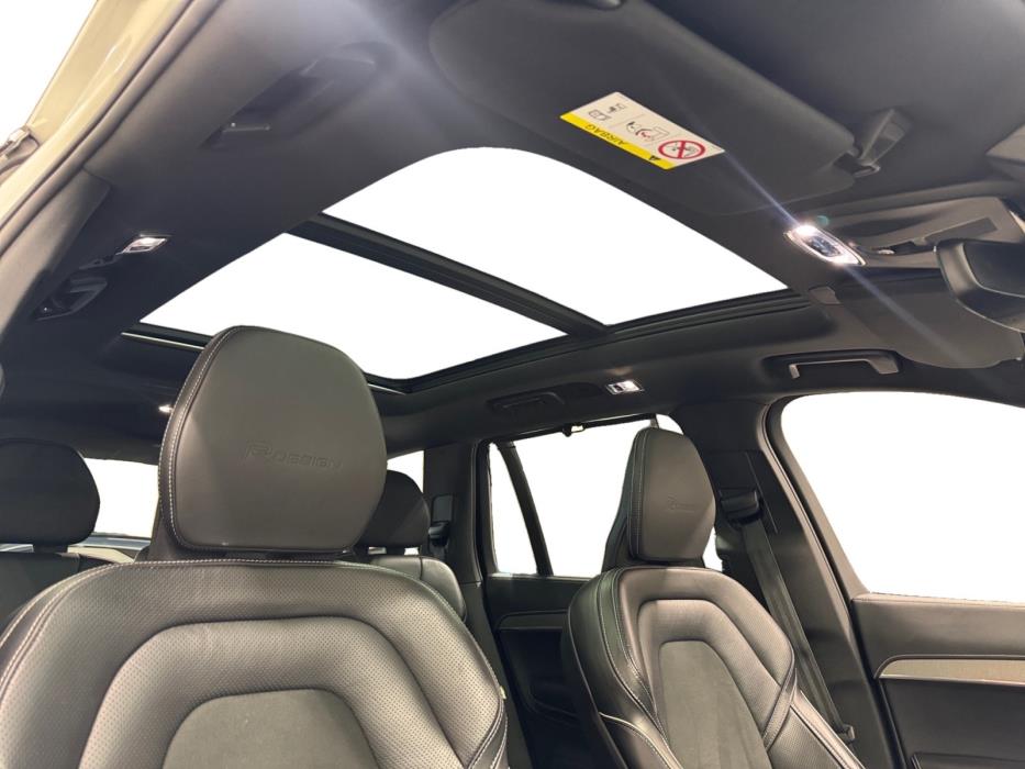 VOLVO XC90 2019