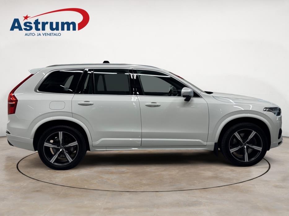 VOLVO XC90 2019
