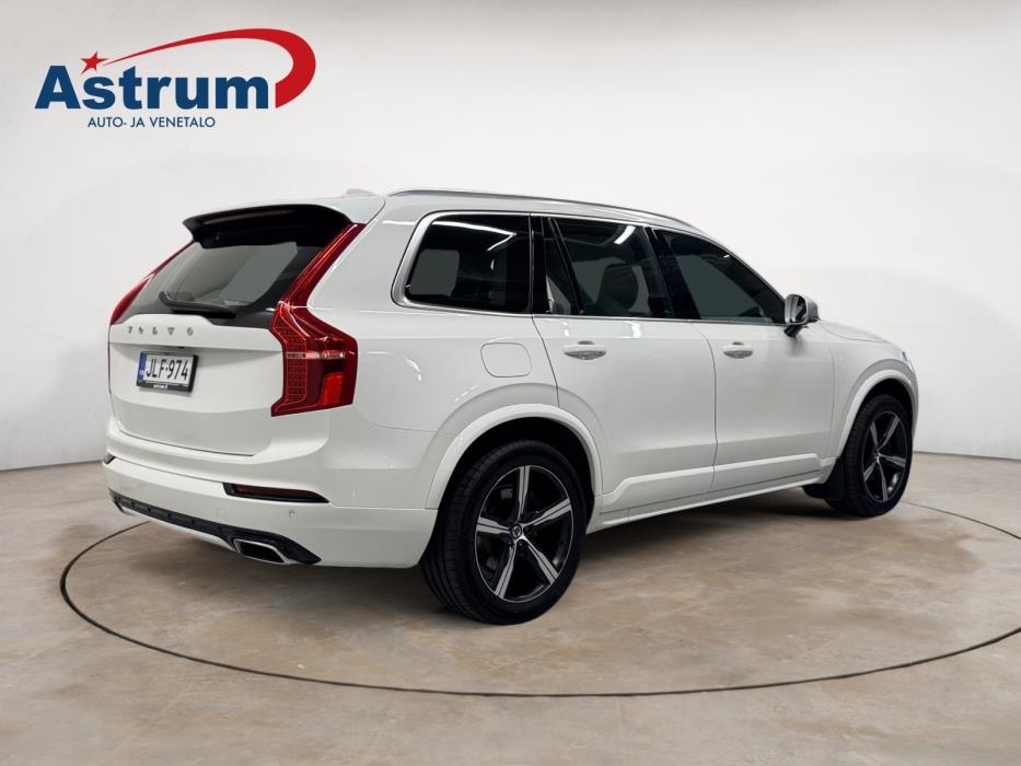 VOLVO XC90 2019