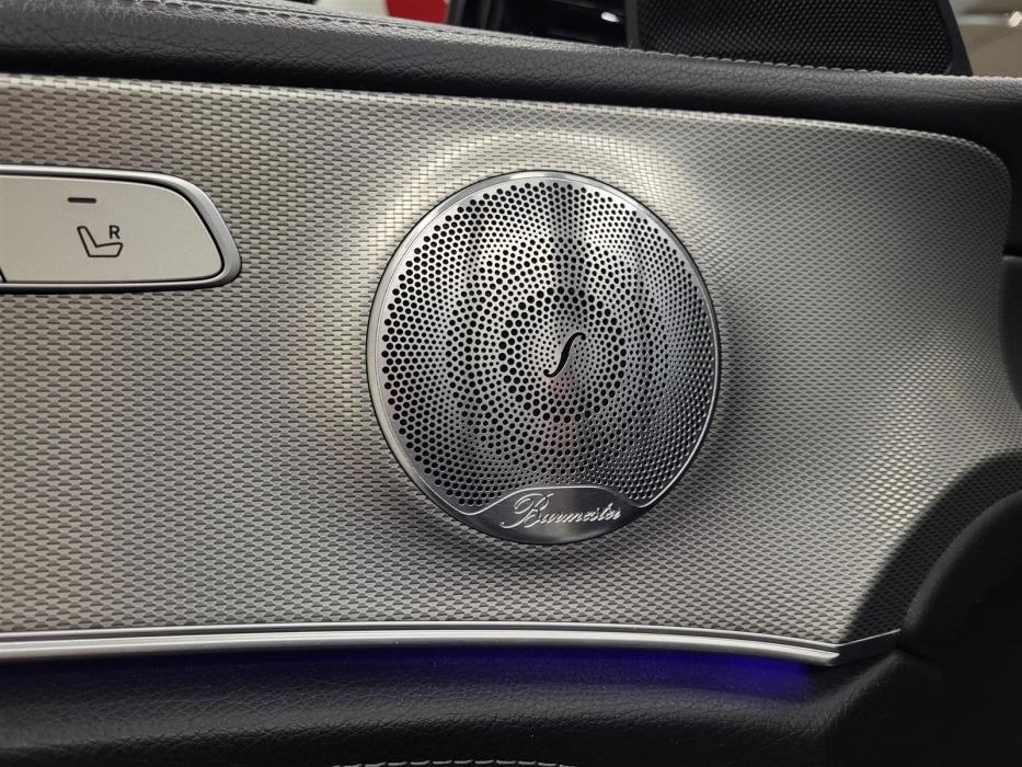 MERCEDES-BENZ E 2016