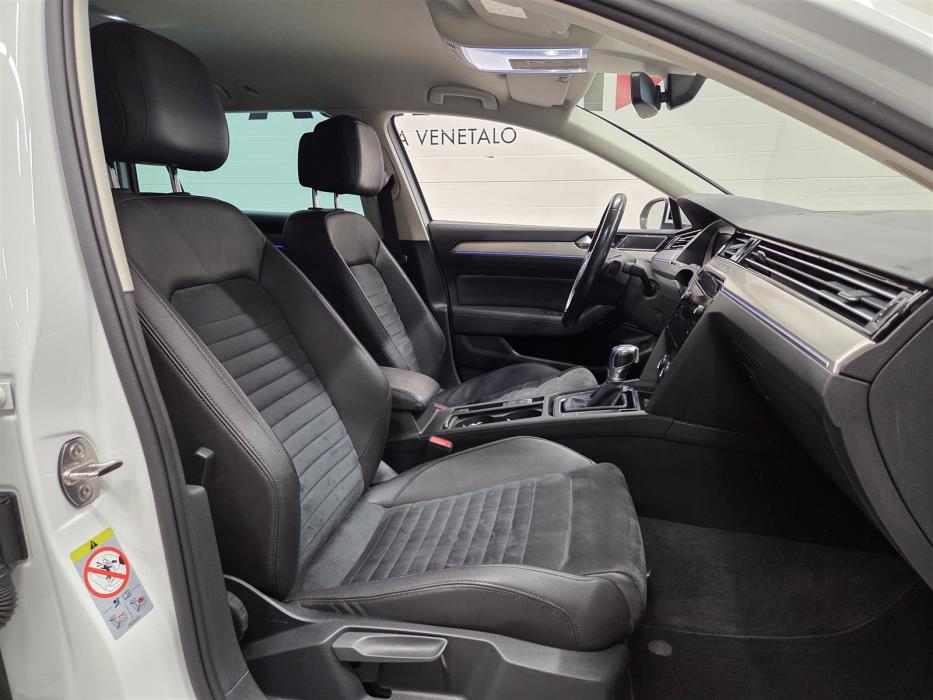 VOLKSWAGEN PASSAT 2018