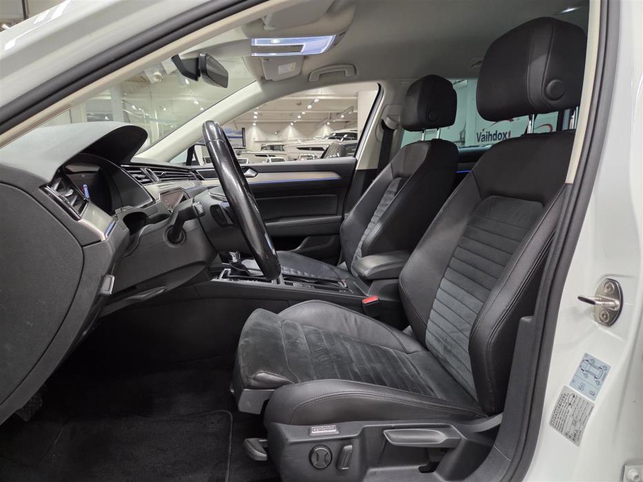 VOLKSWAGEN PASSAT 2018