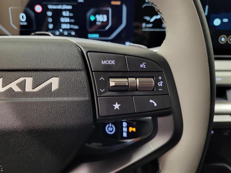 Kia EV4 2025