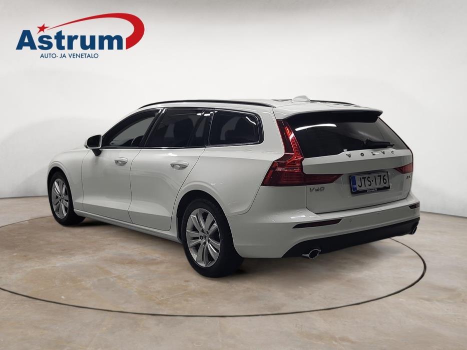 VOLVO V60 2022
