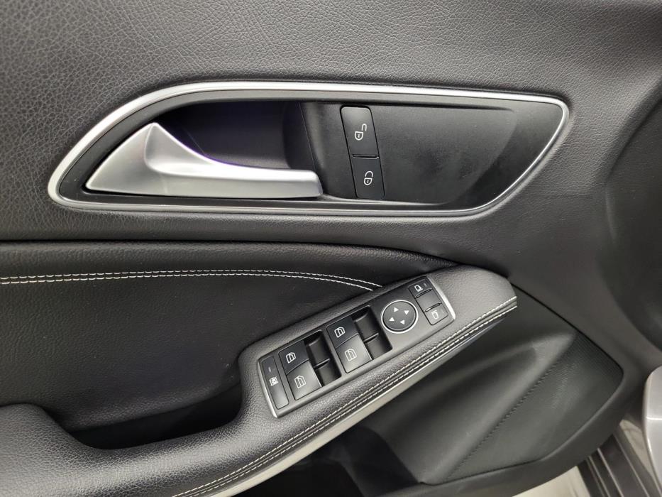 Mercedes-Benz CLA 2016