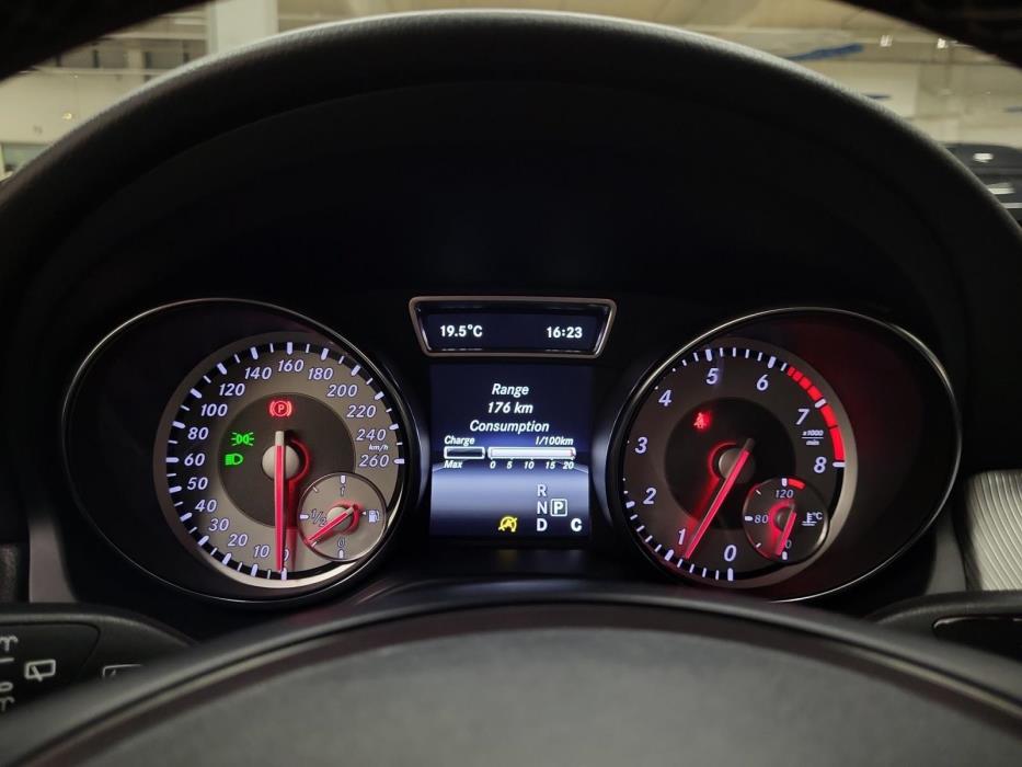 Mercedes-Benz CLA 2016