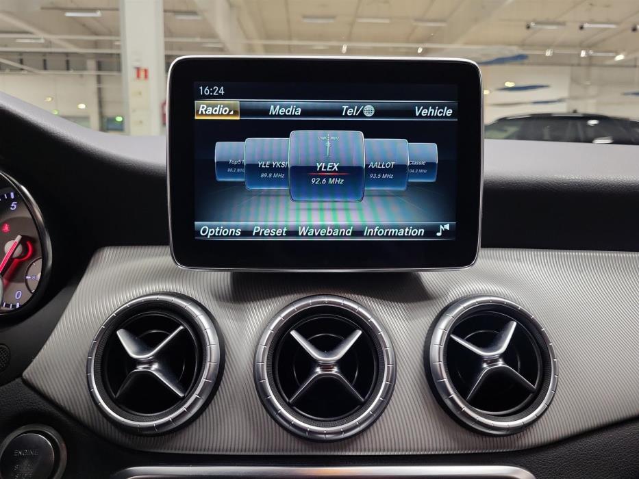 Mercedes-Benz CLA 2016