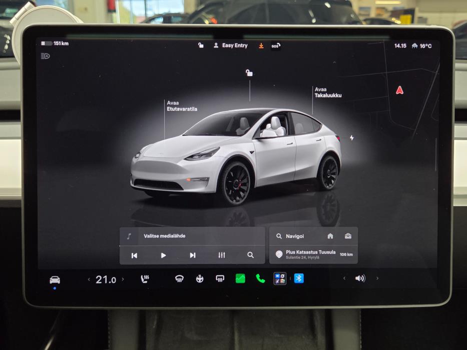 TESLA Model Y 2023