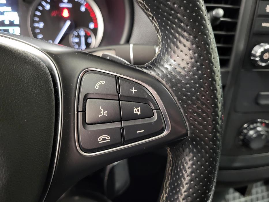 MERCEDES-BENZ VITO 2020