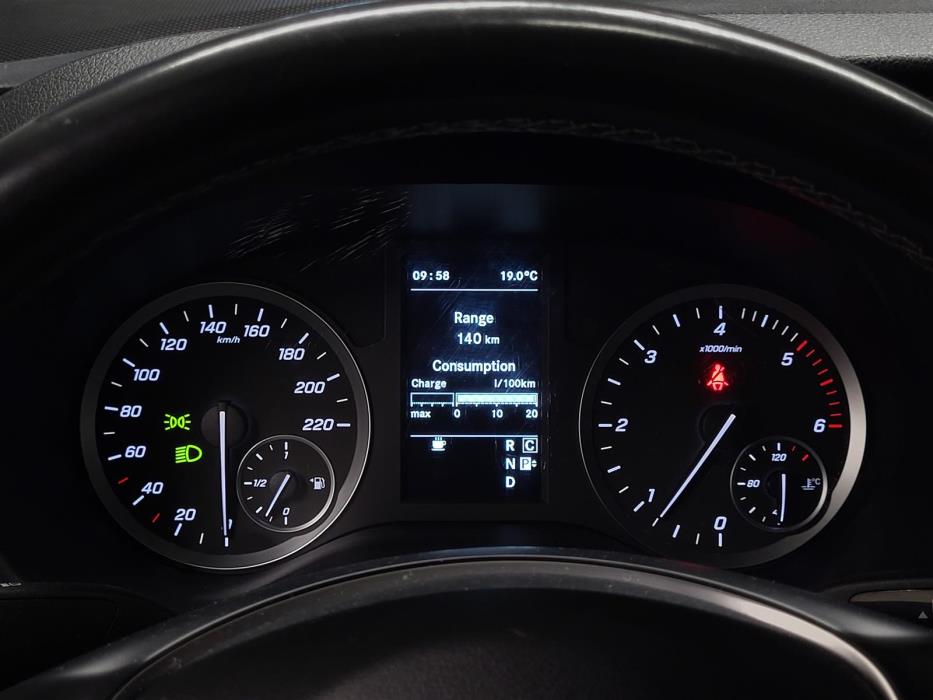 MERCEDES-BENZ VITO 2020