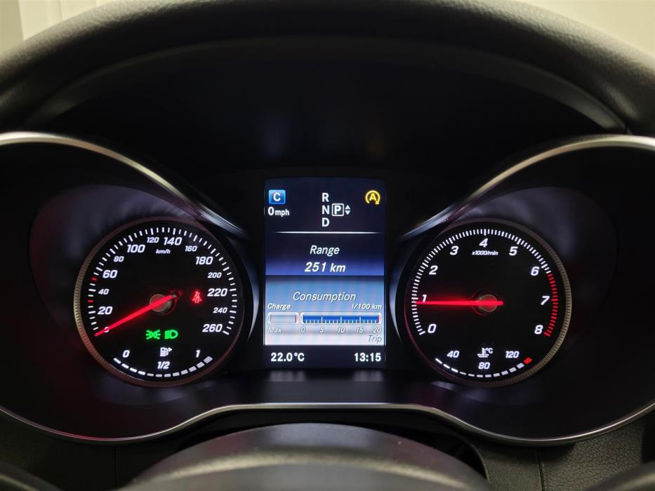 MERCEDES-BENZ C 2015