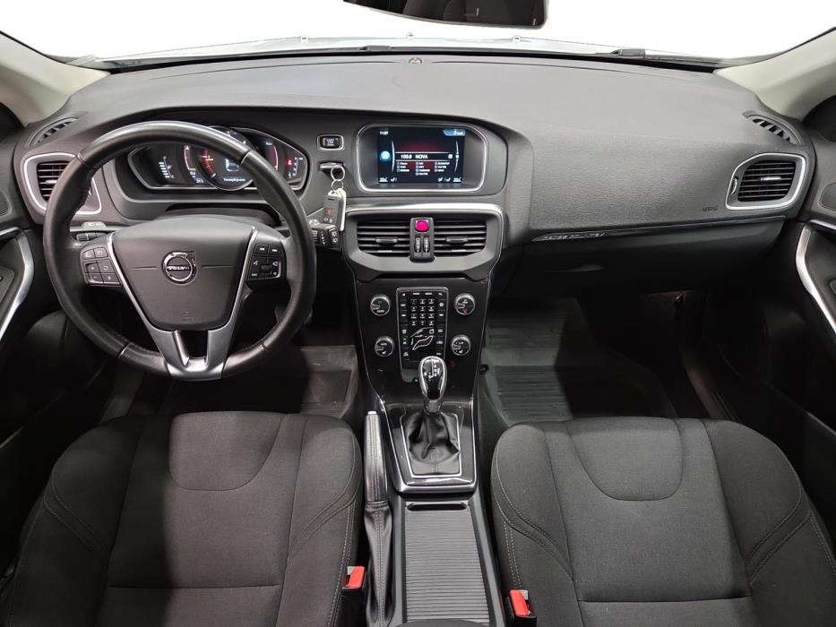 VOLVO V40 Cross Country 2017