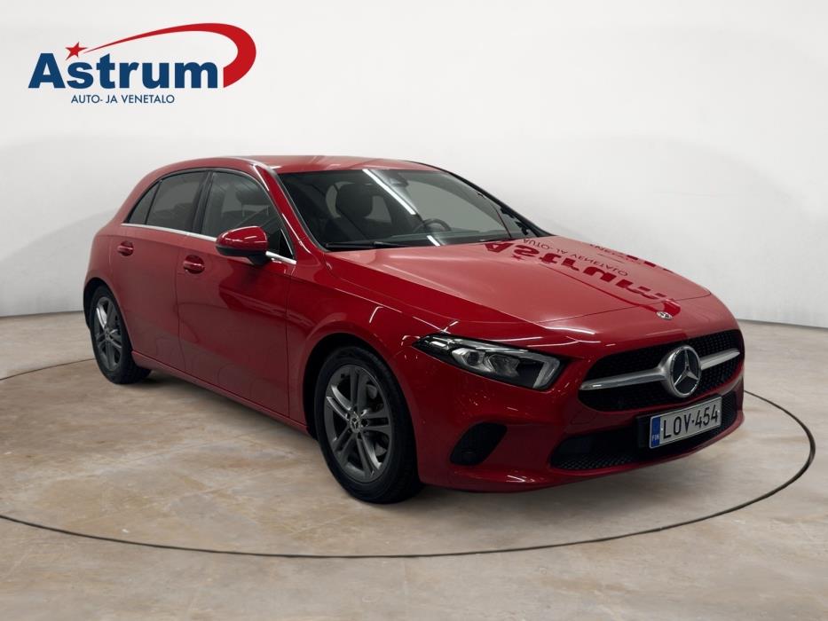 MERCEDES-BENZ A 2018