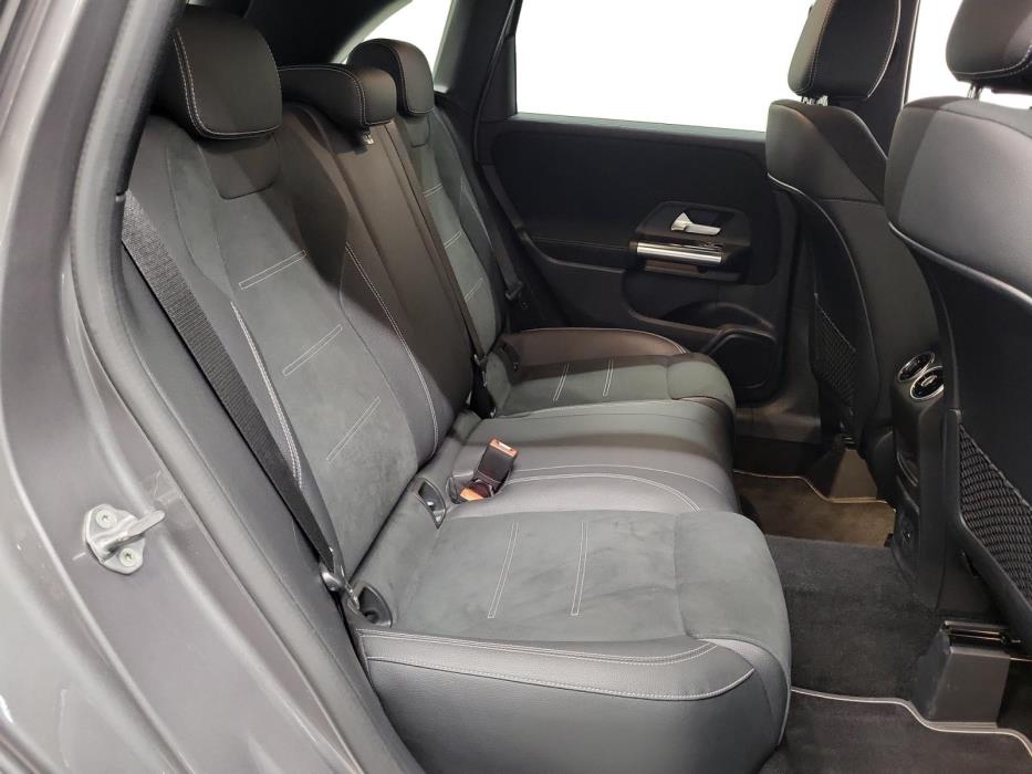 MERCEDES-BENZ B 2020