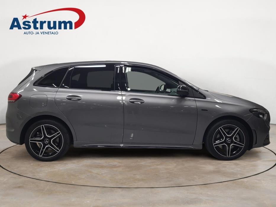 MERCEDES-BENZ B 2020