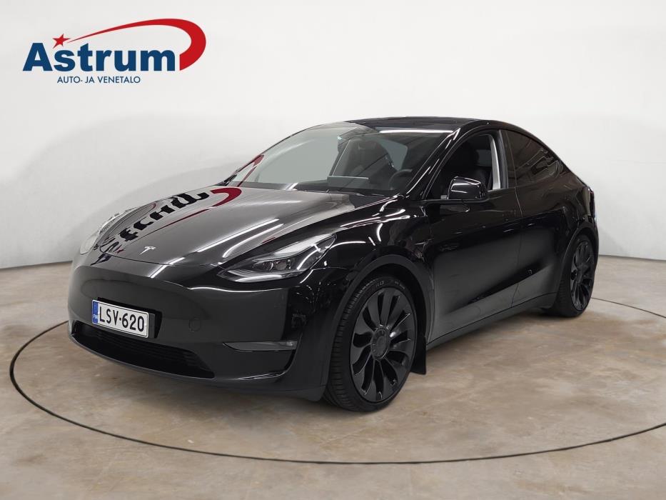TESLA Model Y 2024
