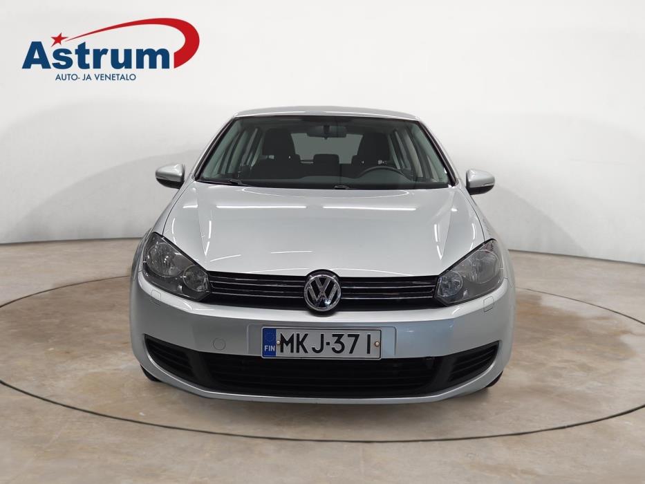 VOLKSWAGEN GOLF 2010