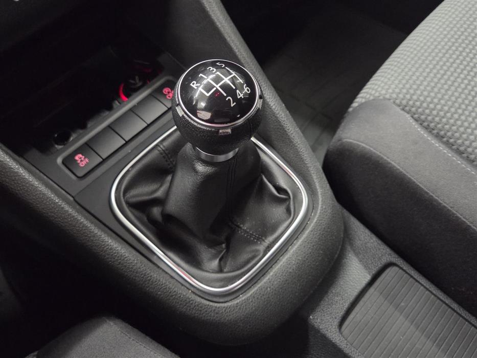 VOLKSWAGEN GOLF 2010
