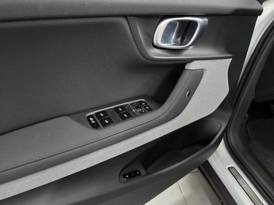 POLESTAR 2 2022