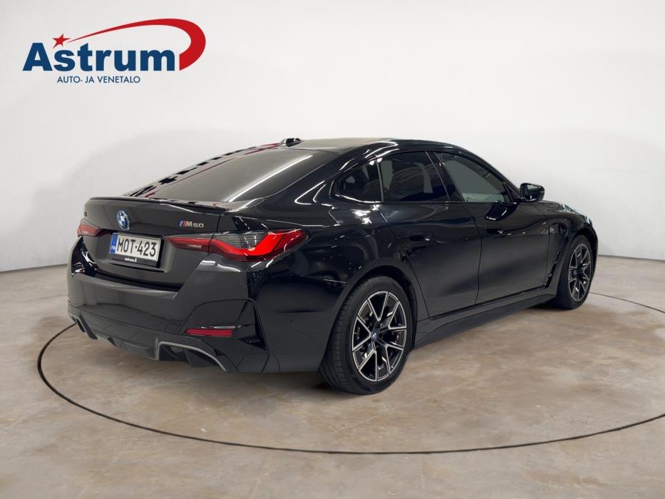 BMW i4 2023
