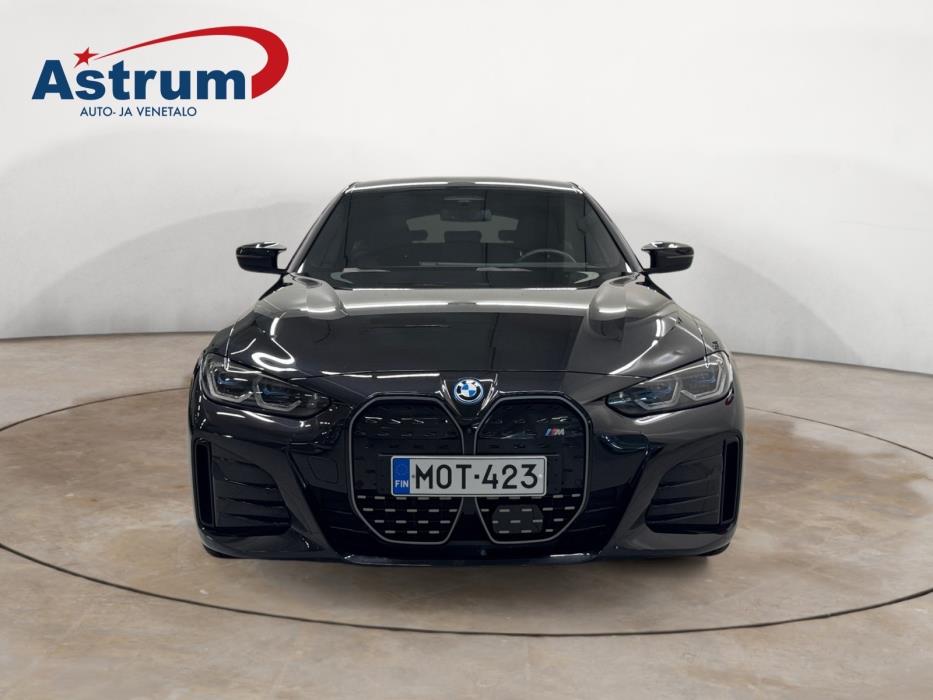 BMW i4 2023