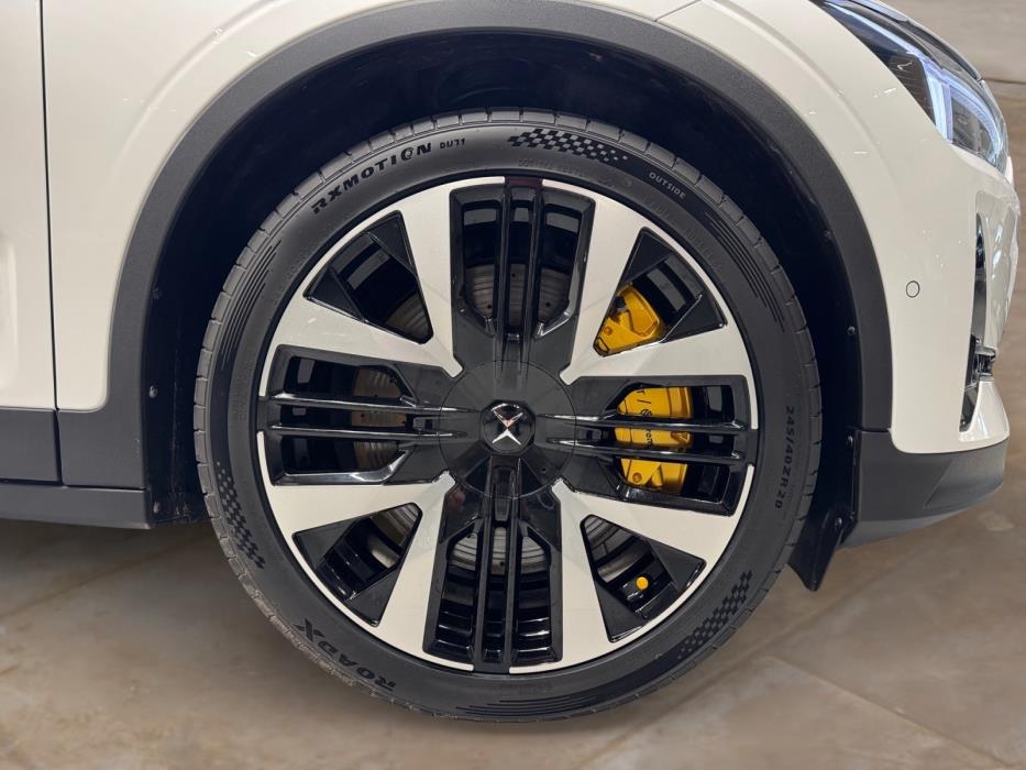 POLESTAR 2 2024