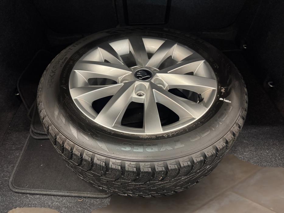SKODA OCTAVIA 2019