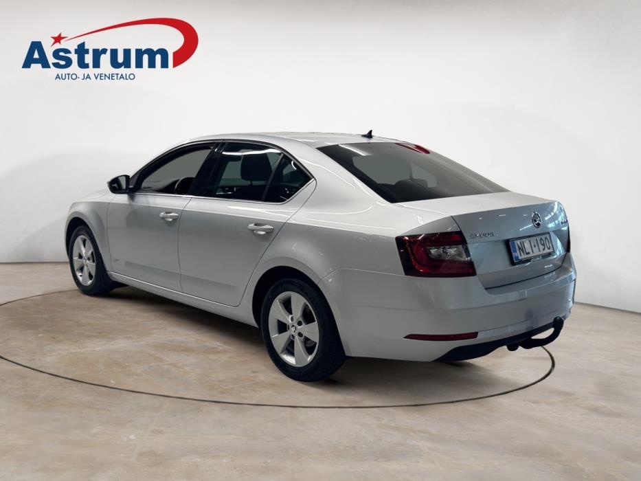 SKODA OCTAVIA 2019