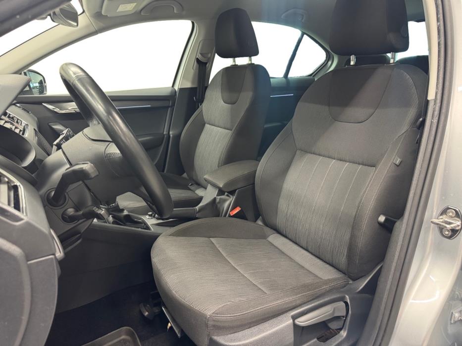 SKODA OCTAVIA 2019