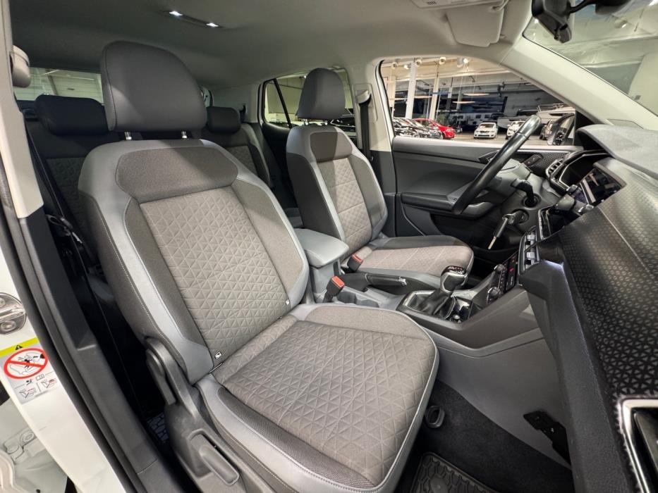 VOLKSWAGEN T-Cross 2019